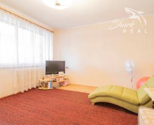 Čiastočne zrekonštruovaný dom vo výbornej lokalite s garážou