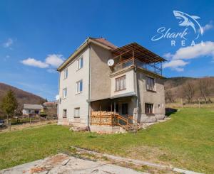 REZERVOVANÉ - Rodinný dom s rozľahlým slnečným pozemkom