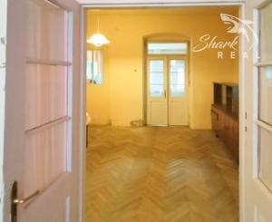 Nová cena! Rodinný dom v centre Žarnovice – ideálny aj na podnikateľské účely