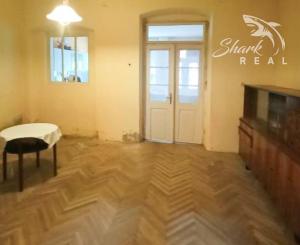 Nová cena! Rodinný dom v centre Žarnovice – ideálny aj na podnikateľské účely