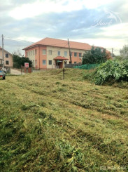 Na predaj slnečný pozemok KUZMICE 1600 m2