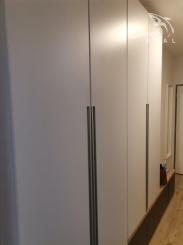 Kompletne zariadený 2 izbový byt s balkónom