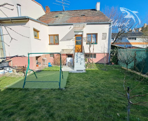 REZERVOVANÉ I Rodinný dom s veľkým potenciálom v centre Piešťan