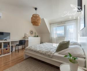 ZABEHNUTÝ RODINNÝ PENZIÓN vo vyhľadávanej lokalite Malých Karpát, VAŠA VÝHODNÁ INVESTÍCIA DO BUDÚCNOSTI