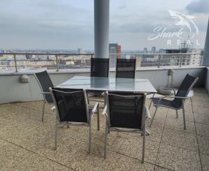 VEĽKOMETRÁŽNY dvojizbový byt s terasou