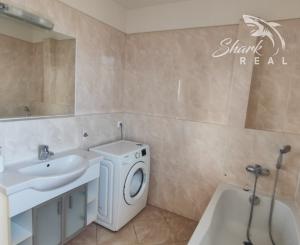 VEĽKOMETRÁŽNY dvojizbový byt s terasou