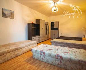 Priestranný rodinný dom v Hornej Strede s veľkým pozemkom