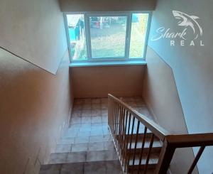 PREDANÉ - Presvetlený veľký 3 izbový byt / Malé Kozmálovce - Levice