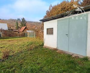 PREDANÉ - Presvetlený veľký 3 izbový byt / Malé Kozmálovce - Levice