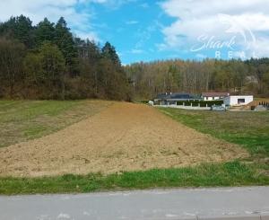 Veľký stavebný pozemok