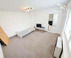 Starší domček s krásnym pozemkom