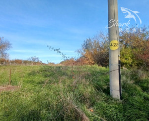 ZNÍŽENÁ CENA! - Pozemok s inžinierskymi sieťami Žemberovce / Levice