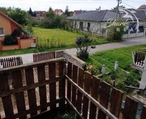 6-izbový rodinný dom v Kovarciach na bývanie i podnikanie