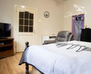 Nová cena! Zaujímavý rodinný dom v nádhernej prírode