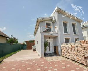 BEZKONKURENČNÁ CENA!  Slnečný 5-izbový rodinný dom na Slnečnej ulici