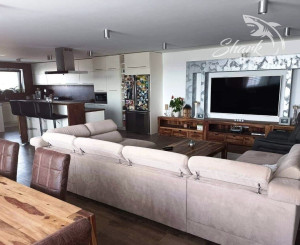 SHARK REAL ponúka výnimočná nehnuteľnosť s bazénom a pozemkom 2500m2