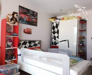 SHARK REAL ponúka výnimočná nehnuteľnosť s bazénom a pozemkom 2500m2