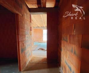 Na predaj 4 izbová novostavba v Malom Lapáši