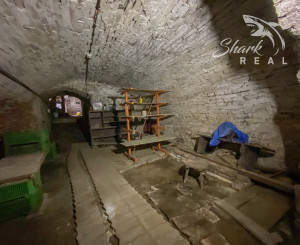 Znížená cena - Jedinečná príležitosť - Historický vinársky dom v samotnom srdci Pezinka