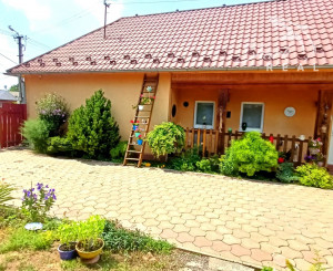 Krásny vidiecky dom s rozsiahlym pozemkom