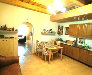 Krásny vidiecky dom s rozsiahlym pozemkom