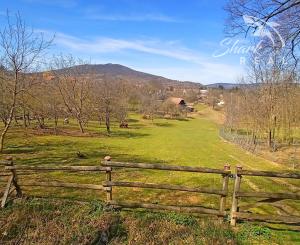 Nádherný investičný pozemok pri lese