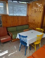 Chatka pri termálnom kúpalisku Santovka.