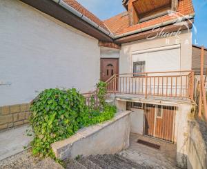 Dvojpodlažný dom v tichej lokalite Piešťan