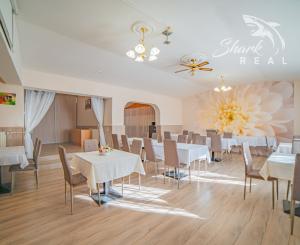 VÝRAZNÁ ZĽAVA! Očarujúci penzión s reštauráciou, bazénom, welness a ihriskom