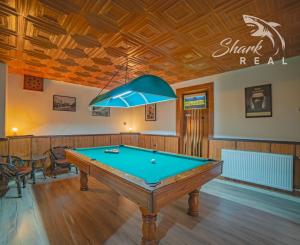 VÝRAZNÁ ZĽAVA! Očarujúci penzión s reštauráciou, bazénom, welness a ihriskom