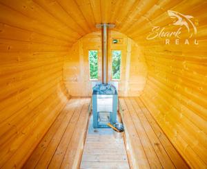 VÝRAZNÁ ZĽAVA! Očarujúci penzión s reštauráciou, bazénom, welness a ihriskom