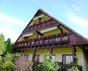 PENZIÓN / Apartmánový dom pri Štúrove