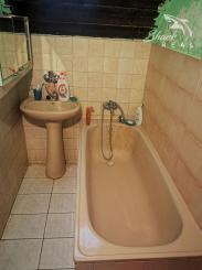 Priestranný 3-podlažný rodinný dom, pozemok 3544 m2