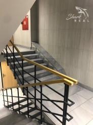 Polyfunkčná budova v centre Piešťan s velkým pozemkom