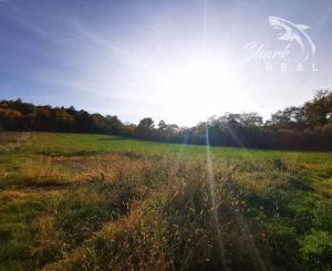 Na predaj slnečný stavebný pozemok v Sokolovciach