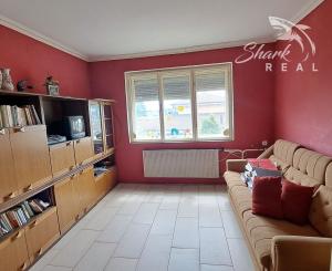 PREDANÉ. Rodinný dom s 5 izbami a veľkým pozemkom na PREDAJ!