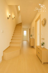 EXTRAVAGANTNÝ  5i dom _ Novostavba _ Predaj _  Uzatvorený súkromný  areál 8. rodinných domov