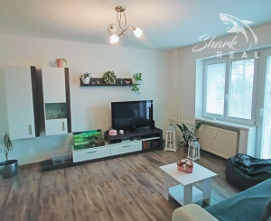 Znížená cena! Priestranný 3 izbový byt so záhradou