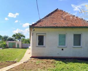 Nová cena! Vidiecky dom neďaleko Arboréta Mlyňany