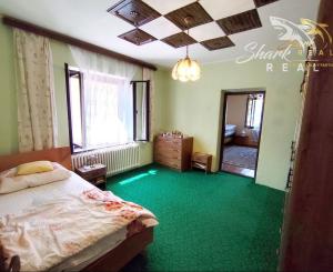 Priestranný a udržiavaný rodinný dom na predaj