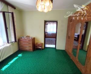 Priestranný a udržiavaný rodinný dom na predaj