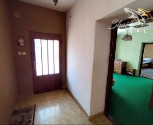 Priestranný a udržiavaný rodinný dom na predaj