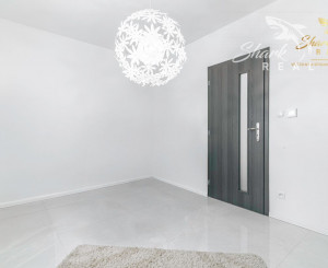 Exkluzívna Novostavba s Pozemkom v Obci Veselé