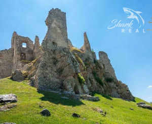 Exkluzívne- Útulný dom s nádhernou záhradou v krásnej prírode