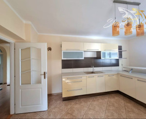 TOP CENA!!!  KRÁSNY DVOJPODLAŽNÝ RODINNÝ DOM V TICHEJ LOKALITE !!!!