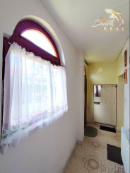 Exkluzívne- Útulný dom s nádhernou záhradou v krásnej prírode