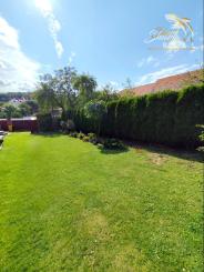 Exkluzívne- Útulný dom s nádhernou záhradou v krásnej prírode