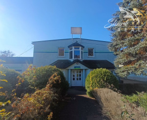 Administratívna budova