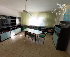 Administratívna budova