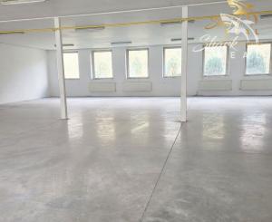 Výrobno-skladová budova